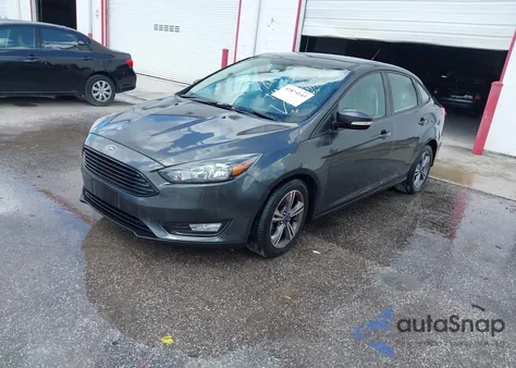 2017 Ford Focus Se z USA, uszkodzony, nr VIN 1FADP3FE1HL275054